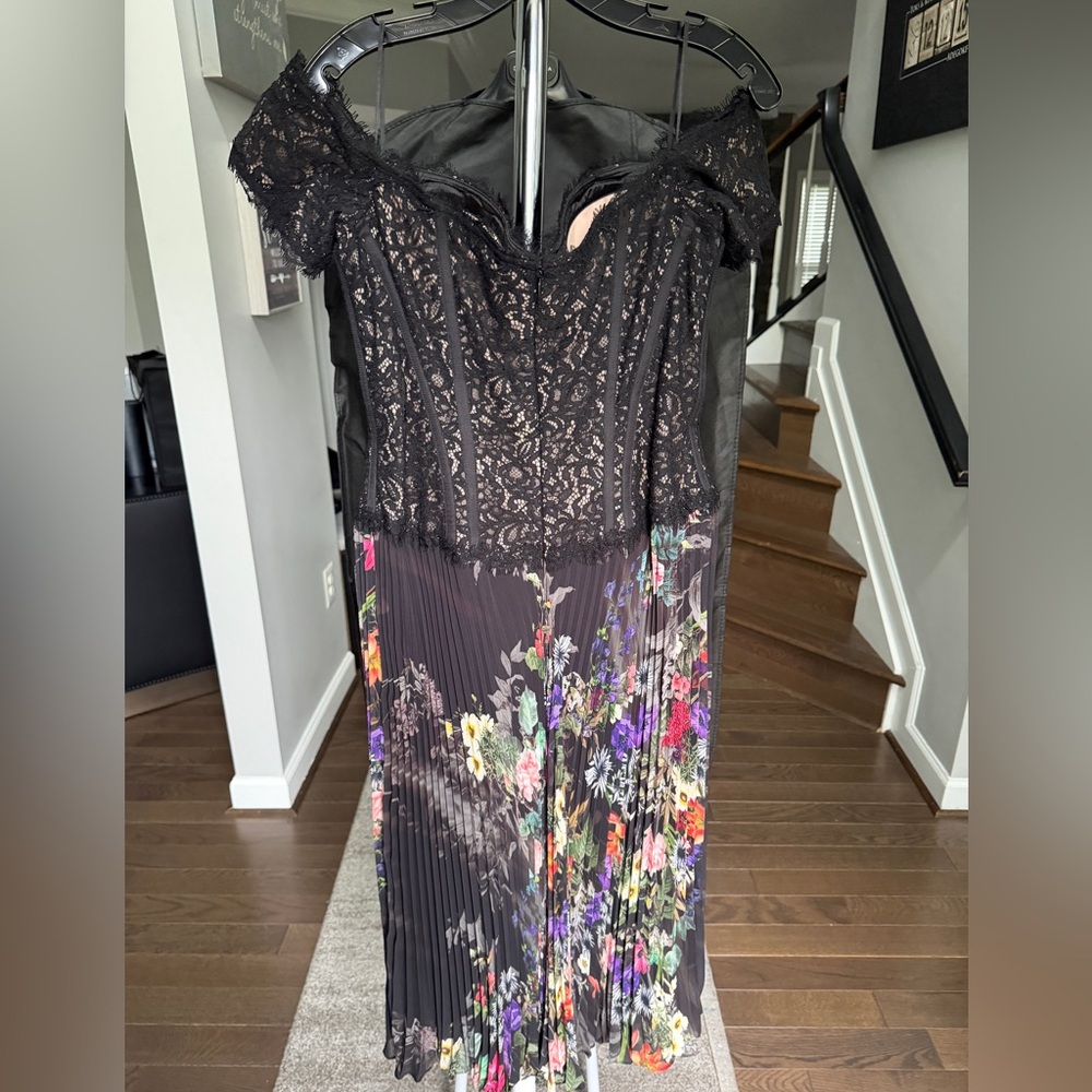 Rickie Freeman for Teri Jon Black Lace and Floral Midi Dress - Picture 5 of 8